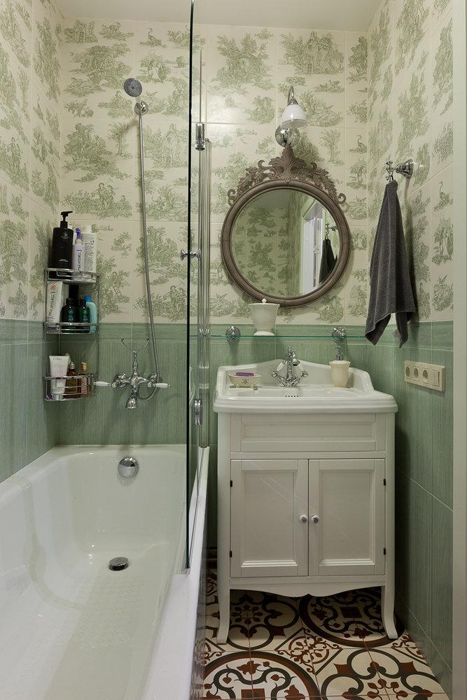 Дизайн маленькой ванной комнаты в классическом стиле