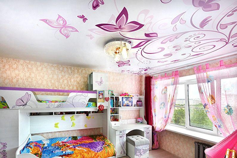 Дизайн детской комнаты для двух девочек - Отделка потолка