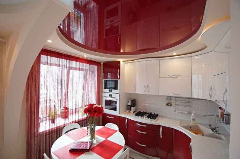 Дизайн красной кухни - Отделка потолка