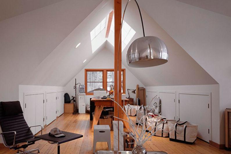 Дизайн интерьера домашнего кабинета на мансарде - фото