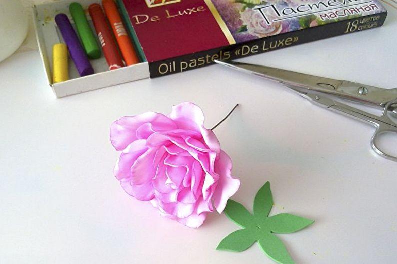 Роза из фоамирана своими руками - Простой способ изготовления бутонной розы